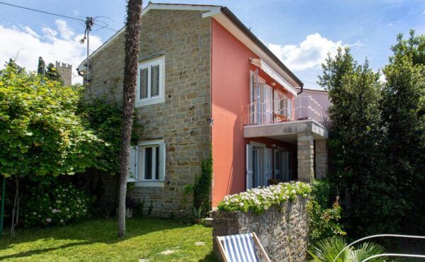 Mediterranean Villa with an Amazing View and a Pool by Loft