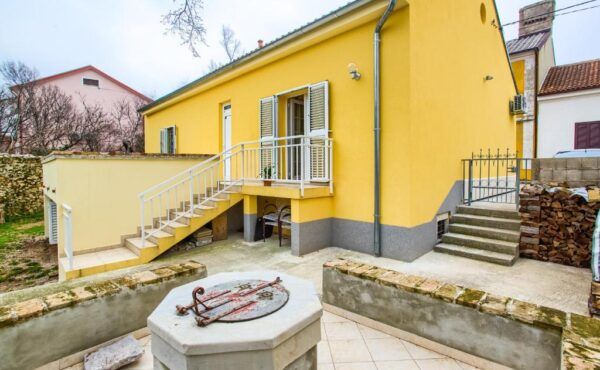 Katarina Vintage House